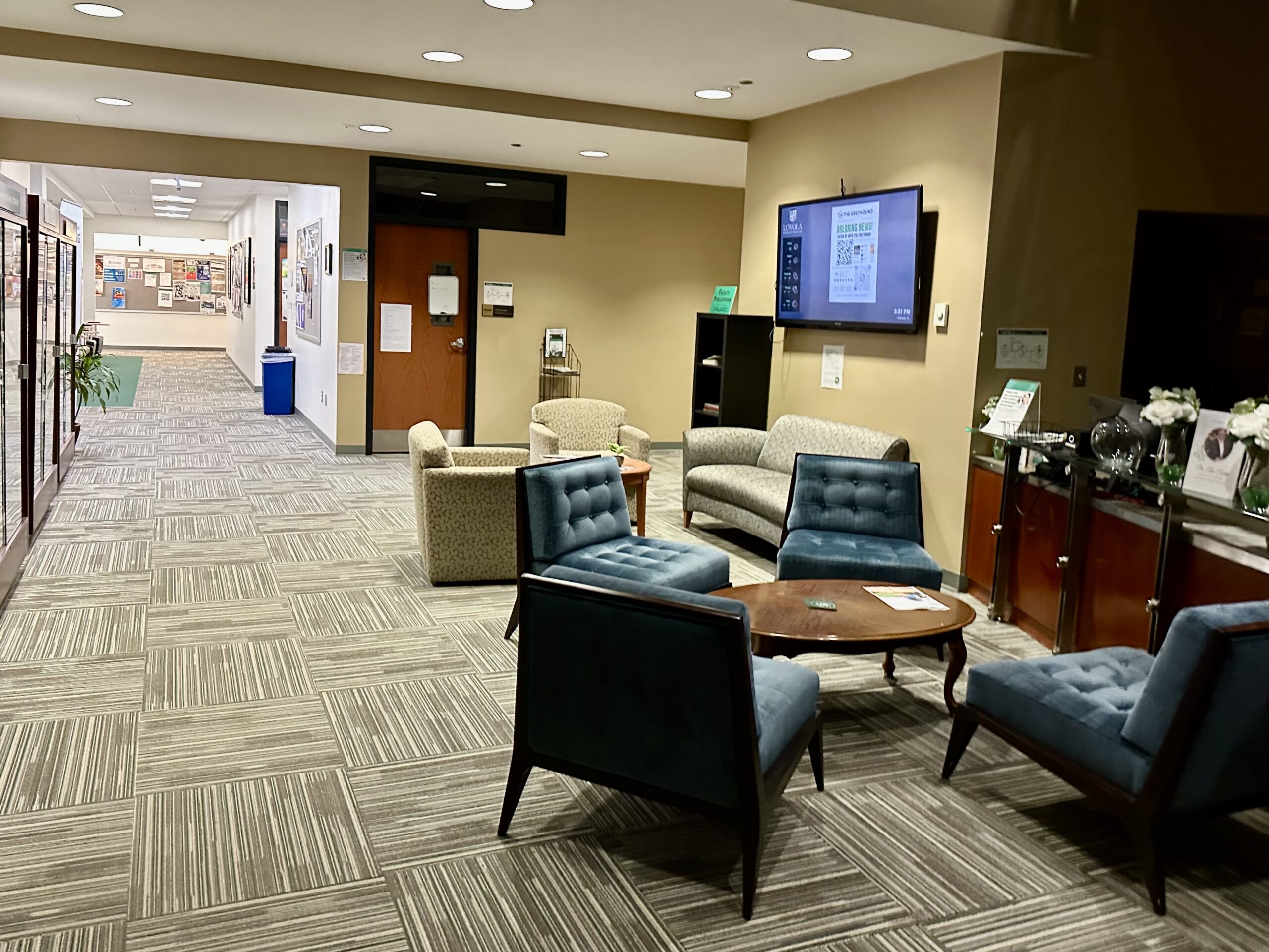 image of lounge in communication departement